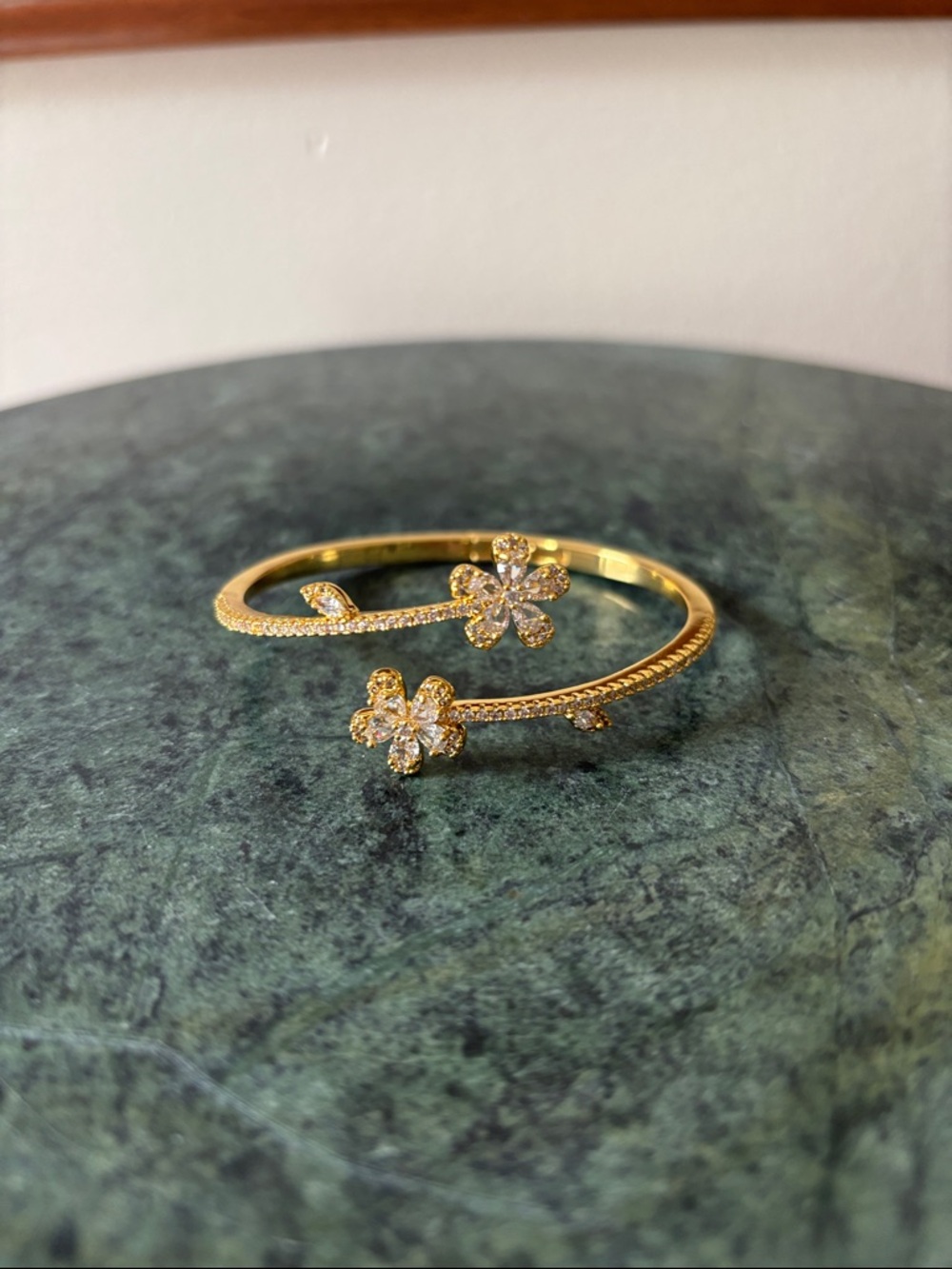 EyeCandy Los Angels Gold Floral Crystal Open Bangle Bracelet